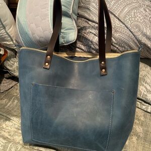 ❌❌ SOLD Portland Leather aqua tote AP